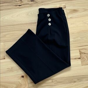 Anne Klein Gold Button Size L Black Slacks